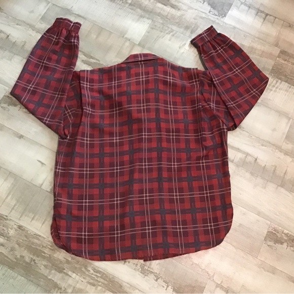 Schrader loose fit blouse.  Red and green plaid. - Picture 7 of 7